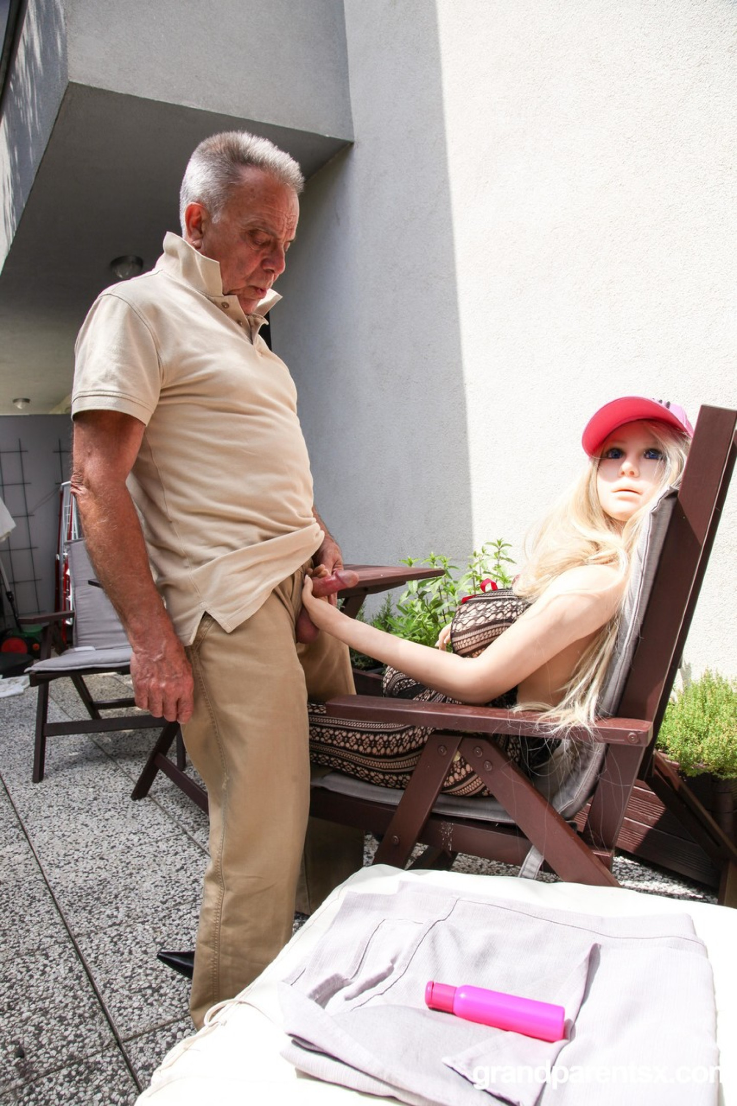 Horny grandpa pussy licking & fucking a cute blonde sex doll outdoors -  Pichunter