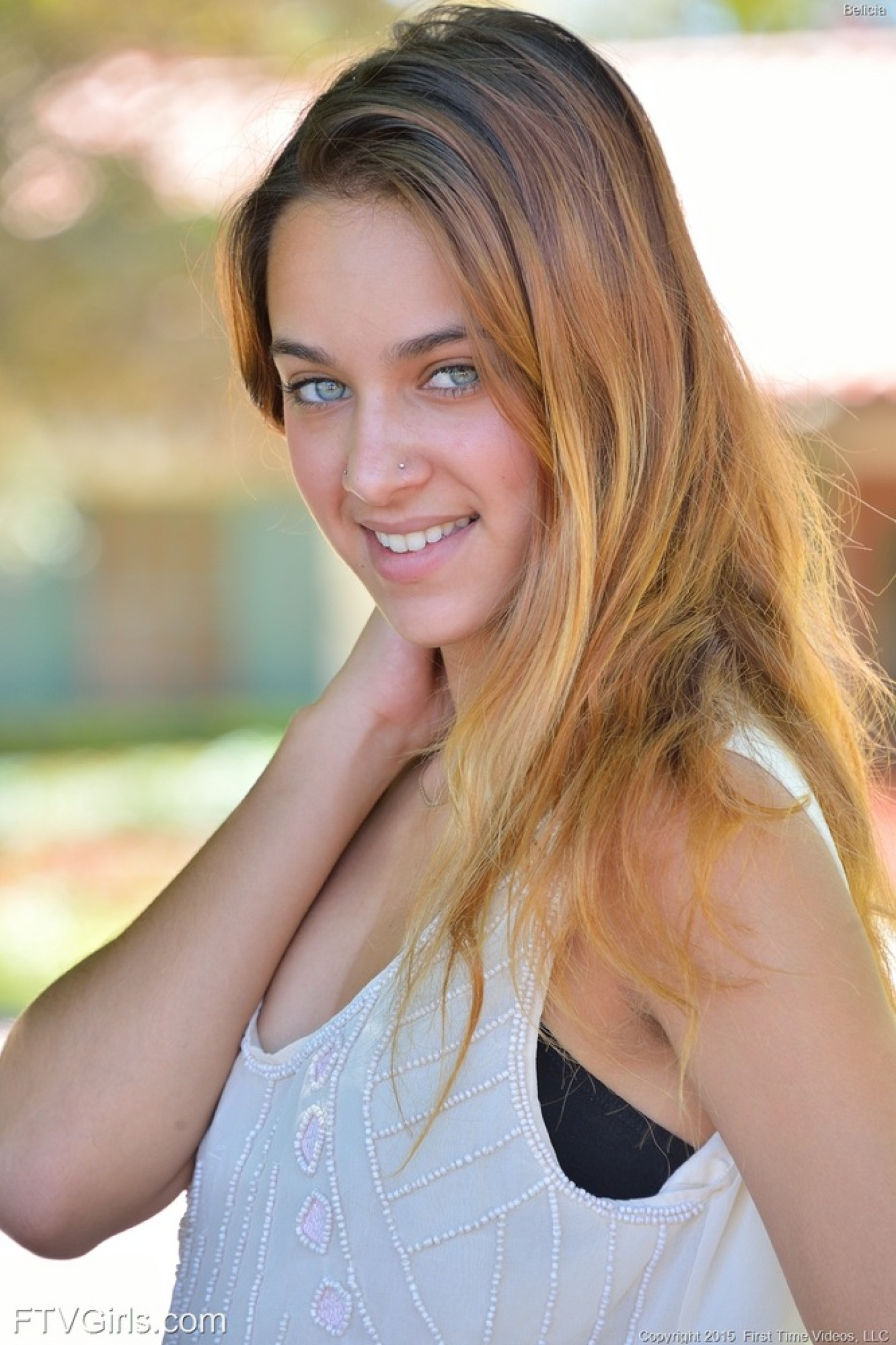 Youth girls nude Thin white girl makes her nude modeling debut on path outside gated  community - Pichunter